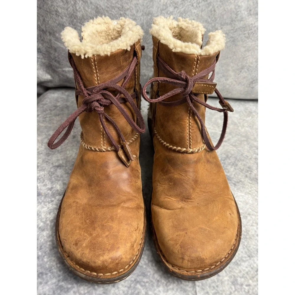 UGG Australia Cove 5136 Nubuck Brown Leather Ankle Boots Booties Size 10‎